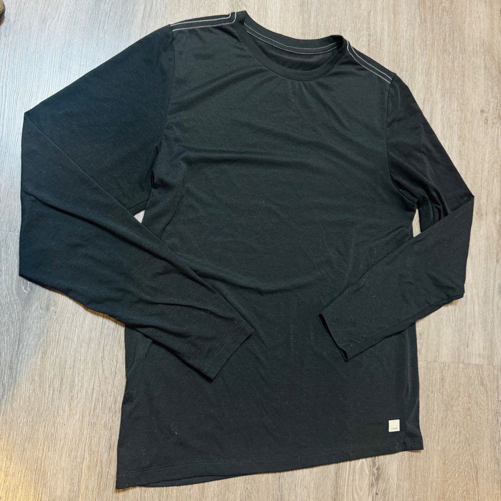 Vuori Mens V1003 Long Sleeve Performance Shirt Black Crew Neck Size Medium